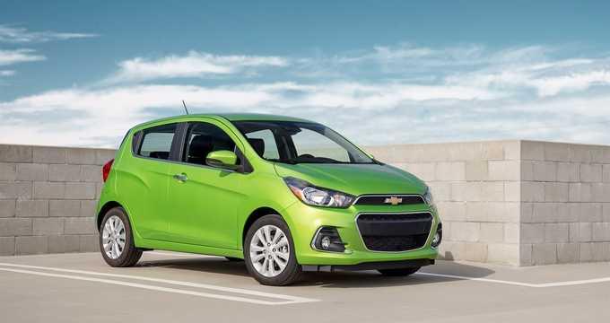 Chevrolet Spark 2016 hướng đến sự thực dụng trong phong cách thiết kế ngoại thất Nguồn: autodaily.vn