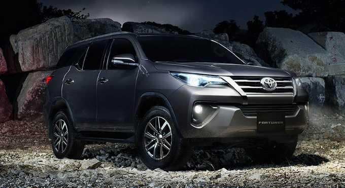 Toyota Fortuner 2018 sẵn sàng đối đầu với các đối thủ.