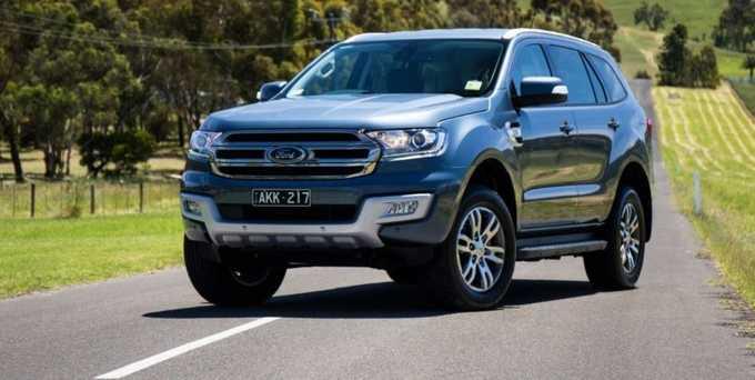 Cận cảnh vẻ đẹp của Ford Everest 2018