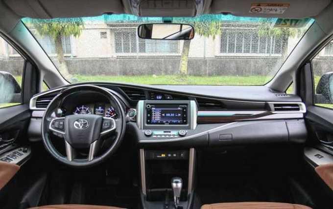 Toyota Innova 2018 với không gian bên trong cực kỳ rộng rãi. Nguồn: philkotse.com