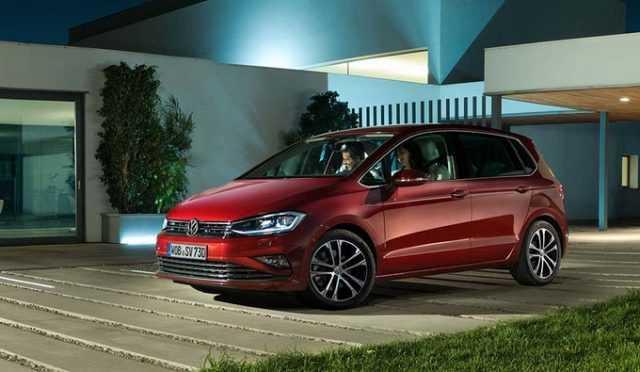 Volkswagen Golf SV nhiều tiện nghi, hỗ trợ đắc lực cho người tài xế. Nguồn: volkswagen.co.uk