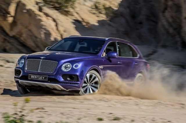 Bentley Bentayga được trang bị động cơ 12 xy lanh. Nguồn: motortrend.com