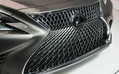 Lưới tản nhiệt Lexus LS 500. 