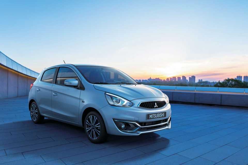 xe ô tô tiết kiệm xăng: Mitsubishi Mirage