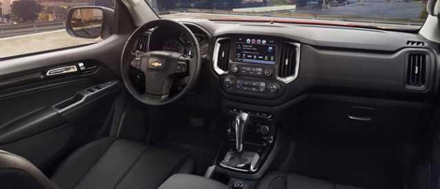 (Nội thất của xe Chevrolet Colorado phiên bản 2018 – Nguồn: chevrolet.com.vn)