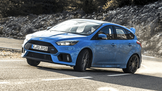 Vẻ ngoài khỏe khoắn của 2017 Ford Focus RS