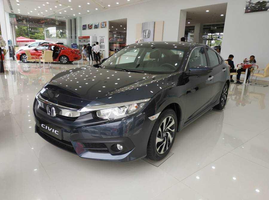 Xe hạng C nào bán chạy nhất tháng 4/2018?