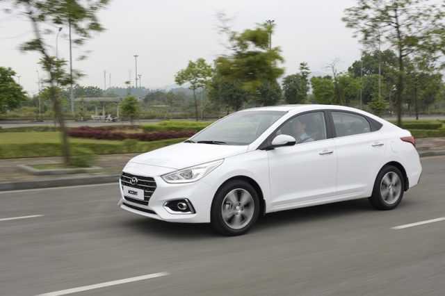 xe Hyundai Accent