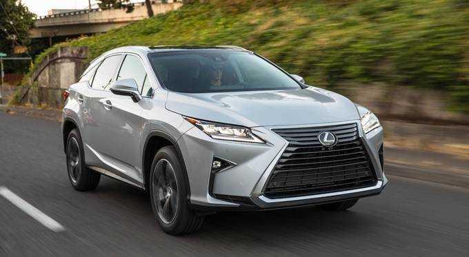 So sánh khả năng vận hành của Lexus RX350 và Audi Q5