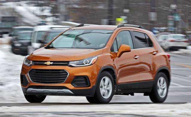 Đâu sẽ là chiếc xe crossver lý tưởng với mức giá từ 600 đến 800 triệu đồng?