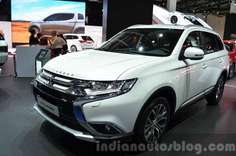Mitsubishi Outlander mới chốt giá 1,063 tỷ tại Ấn Độ