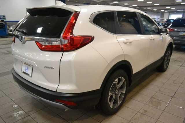 So sánh thiết kế ngoại thất Honda CR-V 1.5L và Hyundai Tucson 2.0L máy dầu