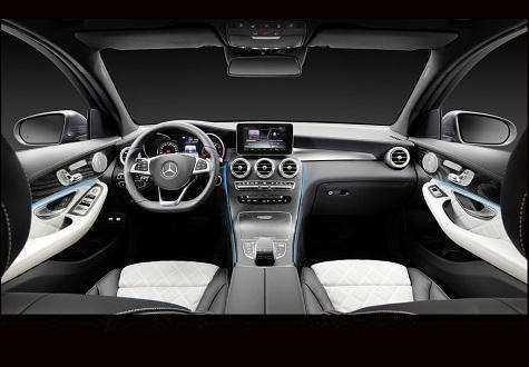 Mercedes-Benz GLC và Volvo XC60 - Xe sang nào "sang" hơn?