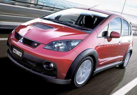 Mitsubishi Mirage 2019 sắp trình làng: Hatchback mang hình hài SUV