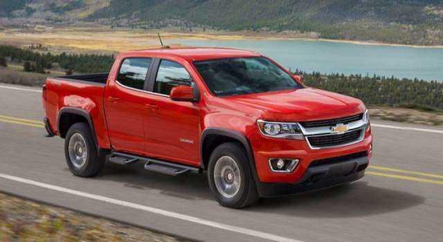 Lựa chọn mua Ford Ranger hay Chevrolet Colorado cho xe chở hàng?