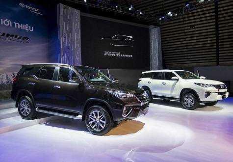 Bảng giá Toyota tháng 7/2018: Fortuner và Hilux thêm phiên bản, tăng giá bán