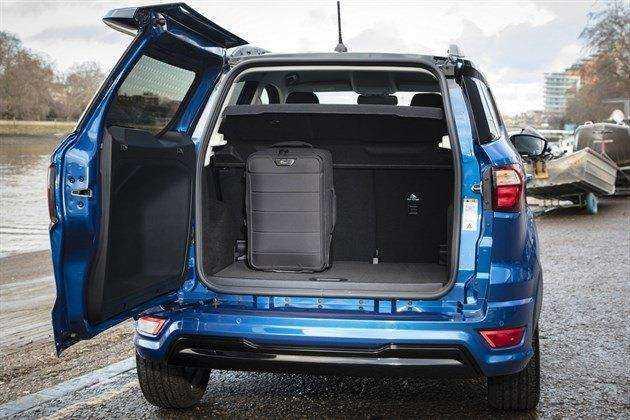 So sánh xe hơi Mazda CX-3 2018 và Ford Ecosport 2018