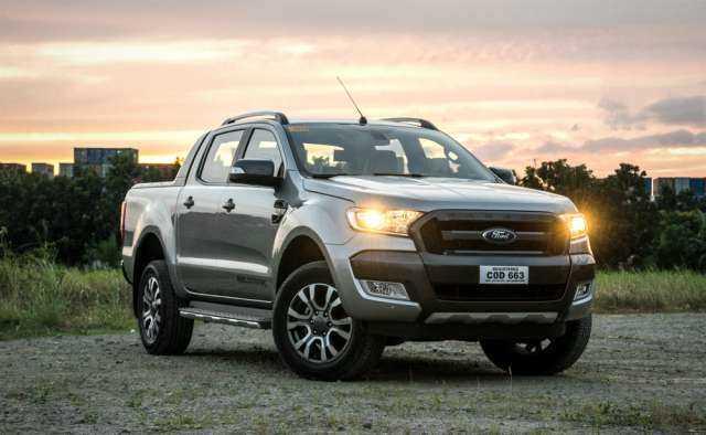So sánh Ford Ranger và Chevrolet Colorado về động cơ và an toàn