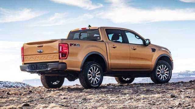 Lựa chọn mua Ford Ranger hay Chevrolet Colorado cho xe chở hàng?