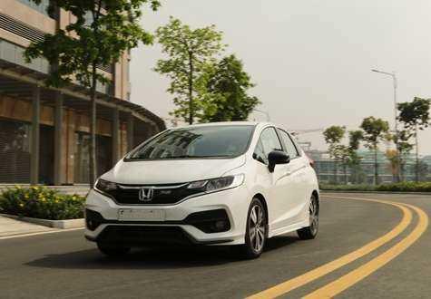 Đánh giá Honda Jazz 2018: Xe nhỏ nhưng nhiều võ