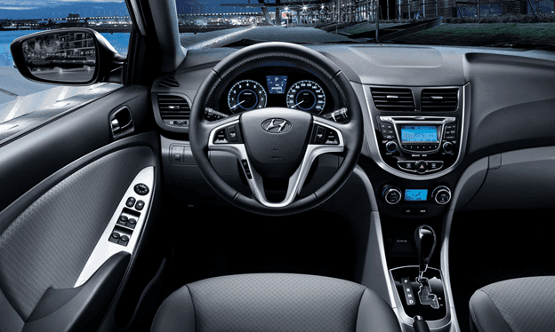 Nội thất Honda City cùng Hyundai Accent – ai hơn ai kém?