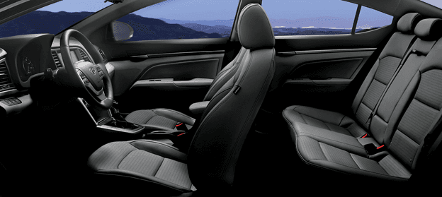 Nội thất Honda City cùng Hyundai Accent – ai hơn ai kém?