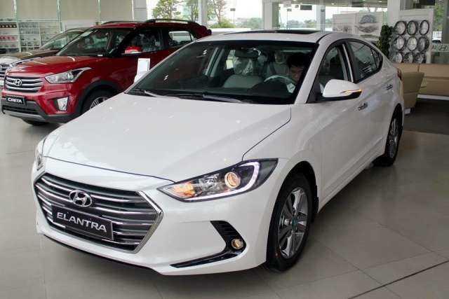 Có 600 triệu nên mua Hyundai Elantra hay Kia Cerato?