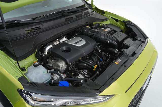 Nên chọn xe Hyundai Kona 2018 hay Suzuki Vitara 2018?