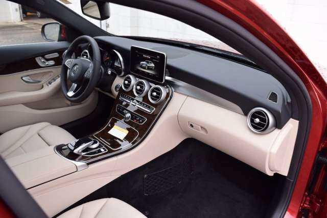 Điểm danh nhanh Mercedes-Benz C-Class 2018