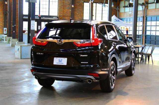 Honda CR-V 2018 – Sự trở lại đầy ngoạn mục về ngoại thất