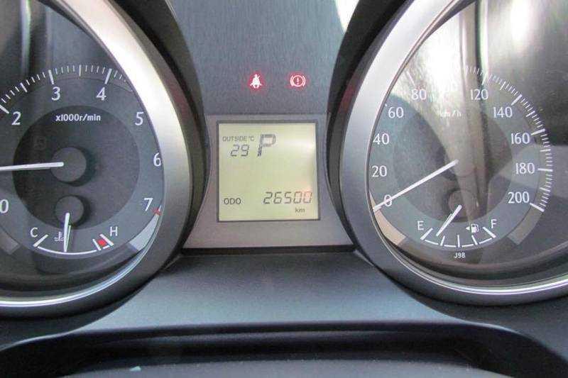 nội thất xe Toyota Land Cruiser Prado 2016