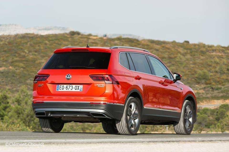 Volkswagen Tiguan Allspace - SUV Đức có giá dưới 2 tỷ đồng duy nhất tại Việt Nam