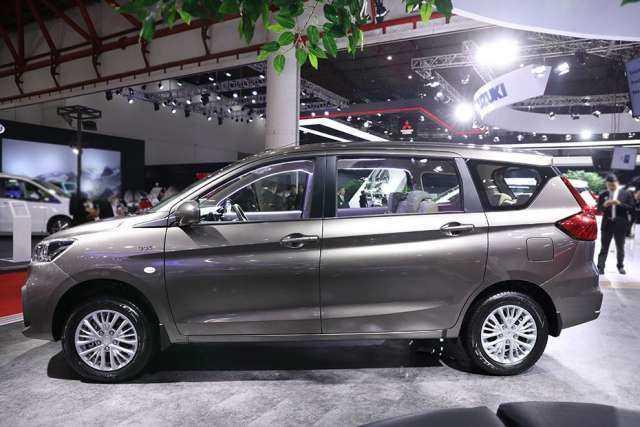 Suzuki Ertiga 2018 bất ngờ lột xác toàn diện để cạnh tranh với Mitsubishi Xpander 2018
