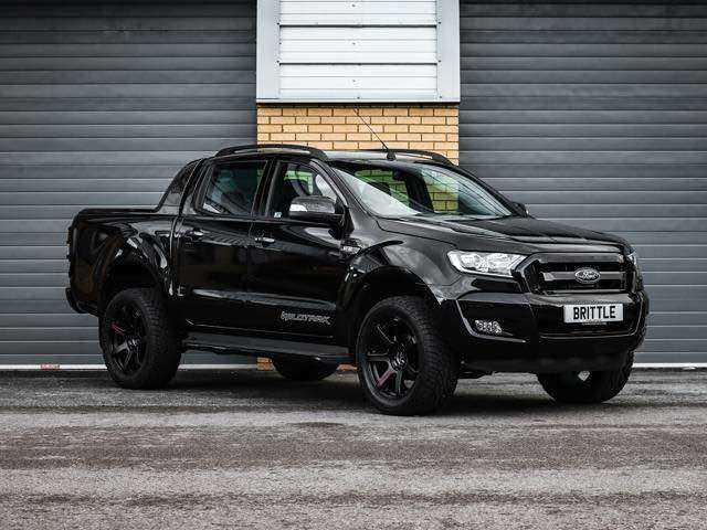 8 món phụ kiện cần có cho xe bán tải