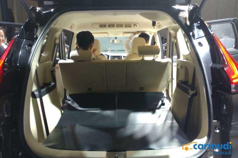 Xe gia đình Mitsubishi Xpander giá 550 triệu có gì hot?