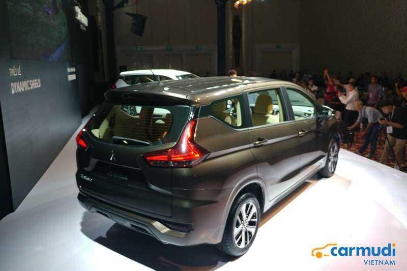 Xe gia đình Mitsubishi Xpander giá 550 triệu có gì hot?