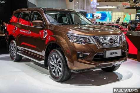 Nissan Terra chốt giá từ 740 triệu đồng tại Indonesia