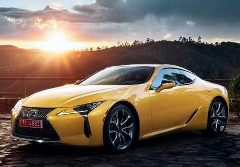 Lexus tiết lộ ba mẫu xe "hot" sắp ra mắt tại Paris Motor Show 2018