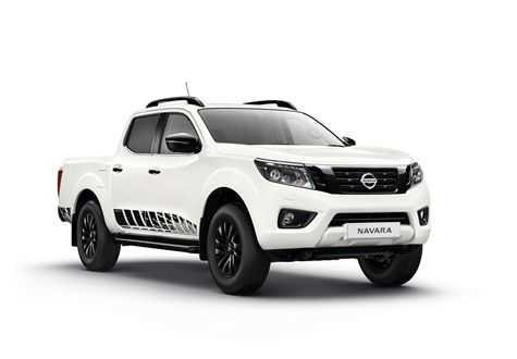 Nissan Navara có thêm phiên bản mới cực “chất”, giá 820 triệu đồng