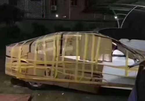 Ô tô “chẳng sợ” bão Mangkhut với tuyệt chiêu độc đáo