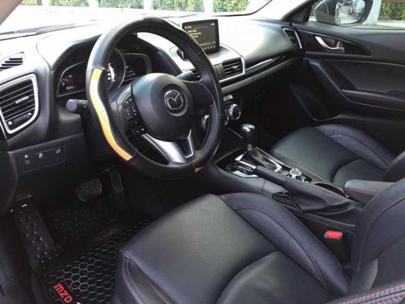 xe Mazda 3 2015