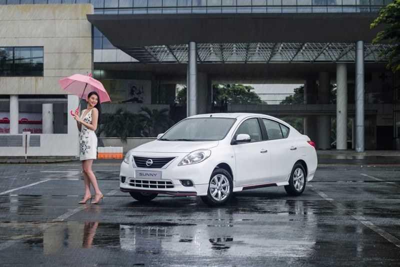 xe Nissan Sunny