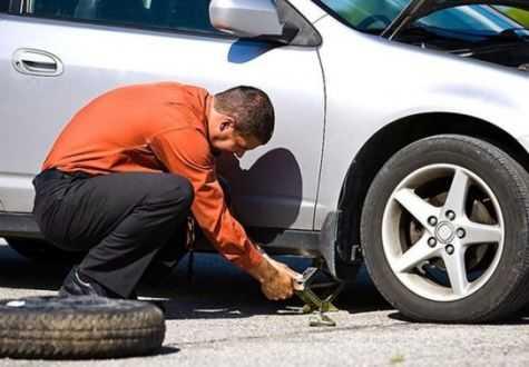 7 nguyên tắc thay lốp xe ô tô dễ dàng và nhanh chóng