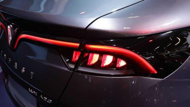 xe Vinfast LUX A2.0