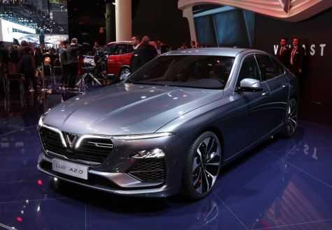 Cận cảnh LUX A2.0 - mẫu sedan đầu tiên của Vinfast