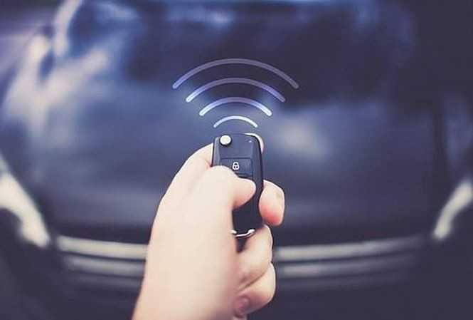 sử dụng chìa khoá keyless