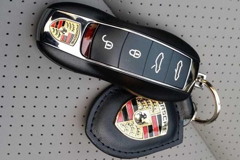 Chìa khoá xe