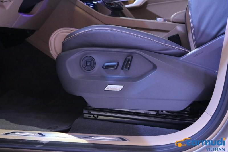 ghế lái xe Volkswagen Touareg