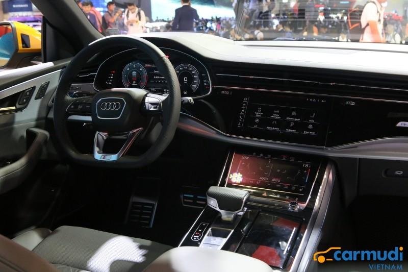 trang thiết bị nội thất audi q8
