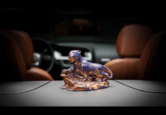 Người tuổi Dần nên mua ô tô màu gì?